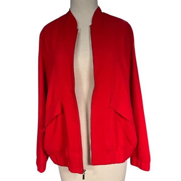 Chico's Clean Crepe Bomber Jacket Lightweight Red Polka Dot Lining Size 1 Zipper - Picture 3 of 11